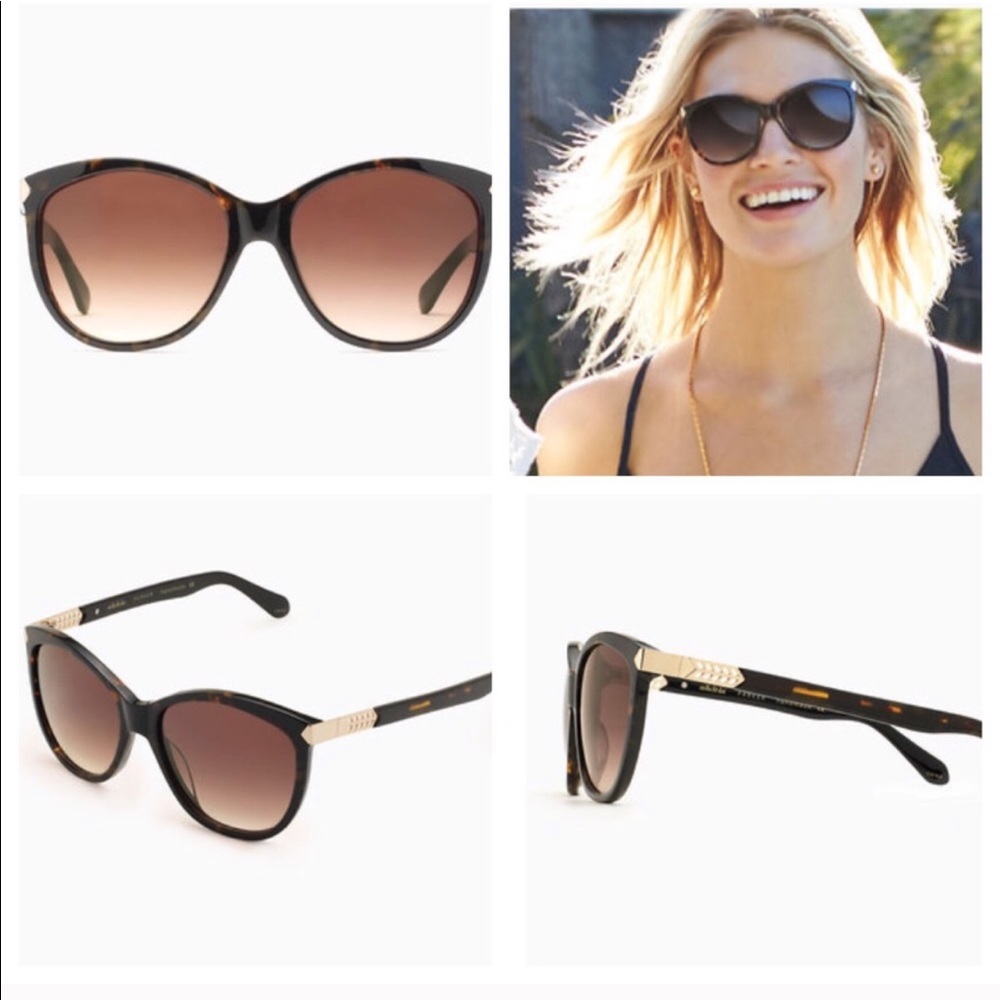 >>> Stella & Dot Parker Sunglasses <<<